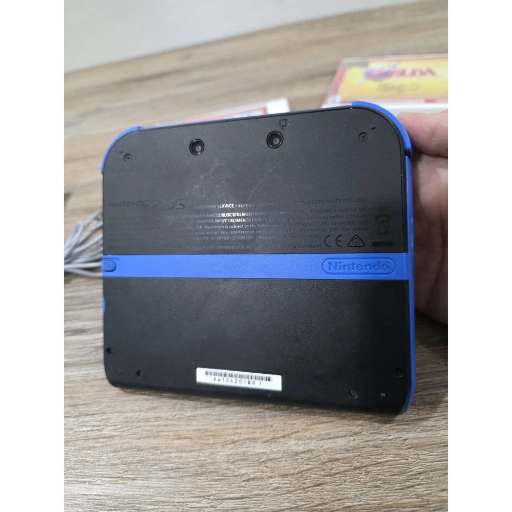 Nintendo 2ds FTR-001 With 2 Games, 4GB SD Card, Charger, & Stylus Tested Works!